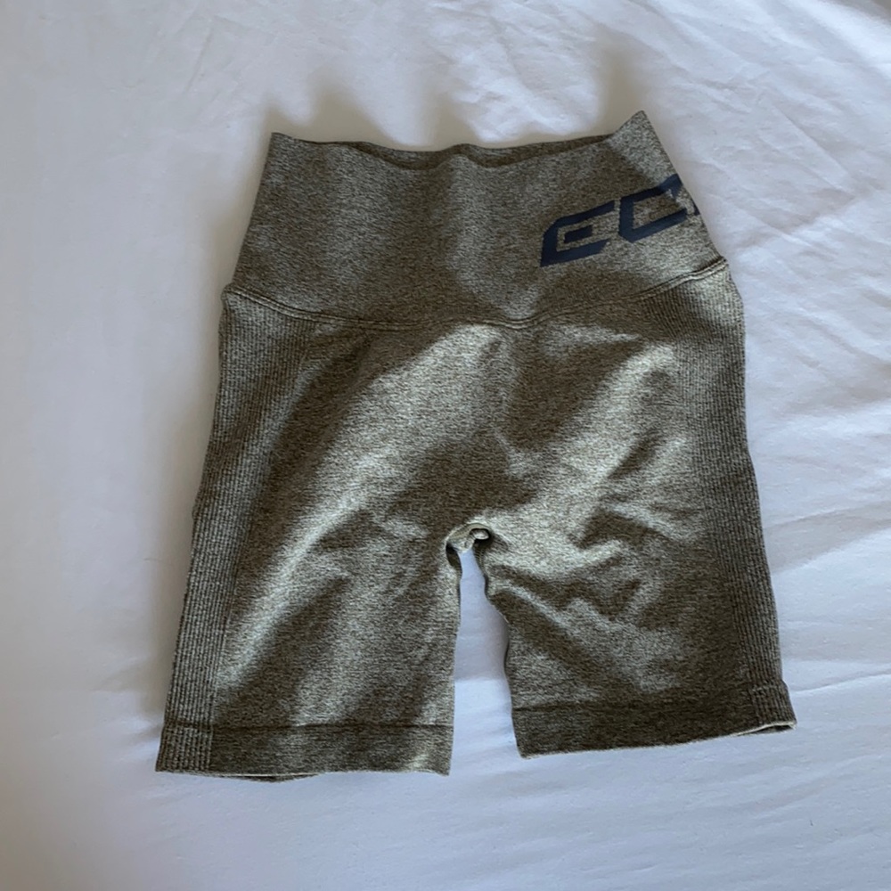 ECHT spandex shorts (gym shark)